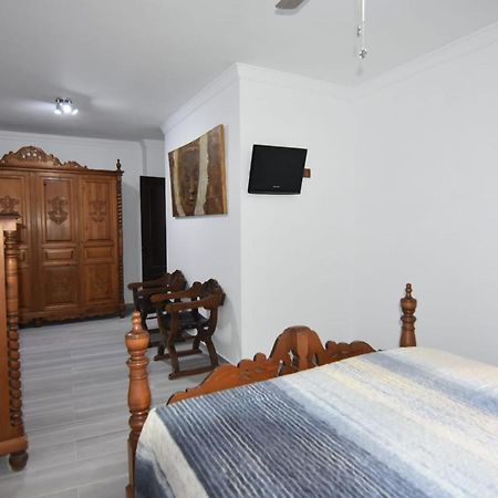 Apartamentos Daniela 2 Ронда Экстерьер фото